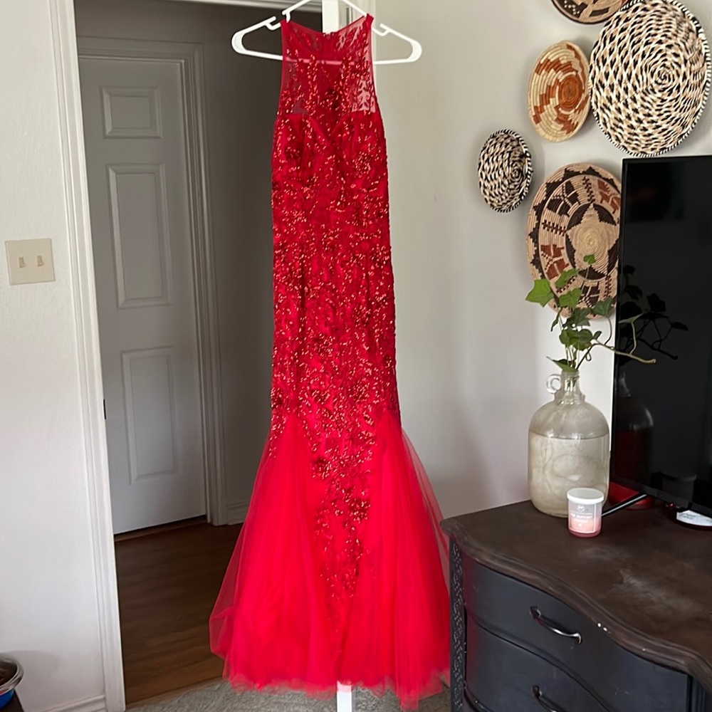 Sherri Hill prom dress